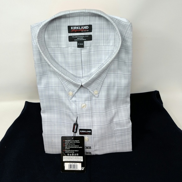 Kirkland Signature Cotton Non-Iron Dress Shirts - Picture 4 of 4